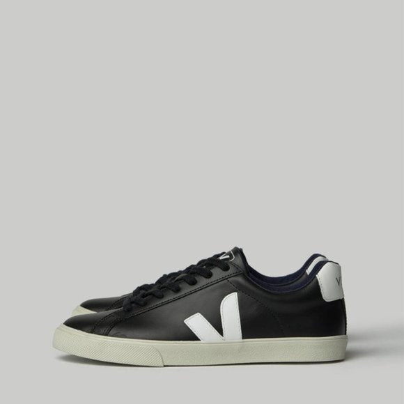 Veja Shoes - [NWT] Veja Esplar Leather Sneaker in Black